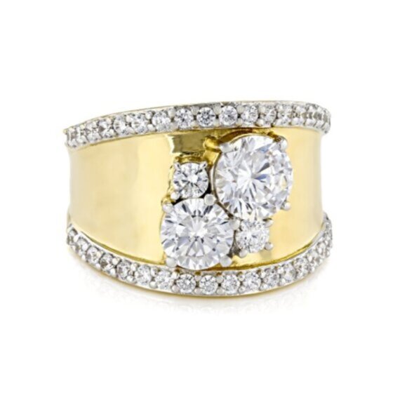 Luxurious Cluster White CZ 18k Yellow Gold Plating Ring 4.13ctw - Picture 1 of 4
